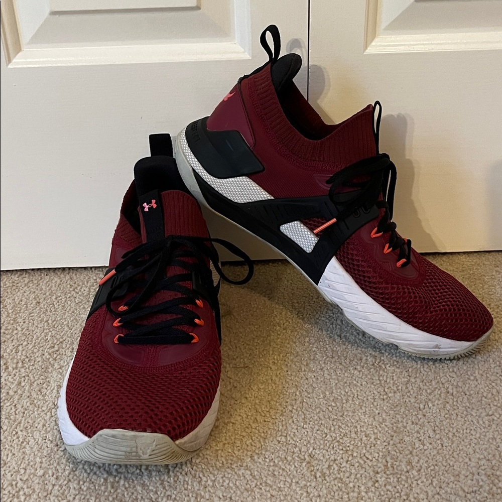 Men’s Under Armour Project Rock 4 BSR athletic shoes